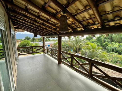 Erkély/terasz, Belíssima Casa em Ilhabela c/ piscina (Belissima Casa em Ilhabela c/ piscina) in Praia do Curral