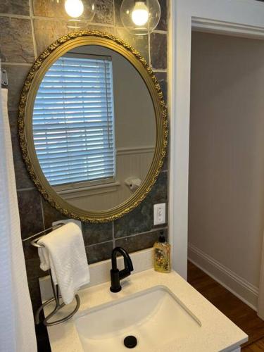 Spacious home in downtown White Sulphur Springs