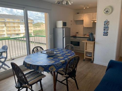 Appartement Fort-Mahon-Plage, 2 pièces, 4 personnes - FR-1-482-143 - Location saisonnière - Fort-Mahon-Plage