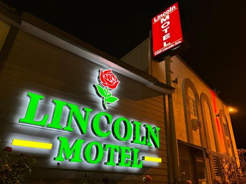 Lincoln Motel in Pasadena