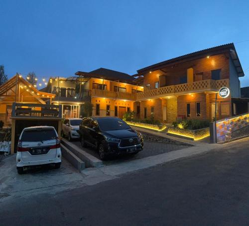 Homestay Lereng Bromo Room Type - Deluxe Double or Twin Room