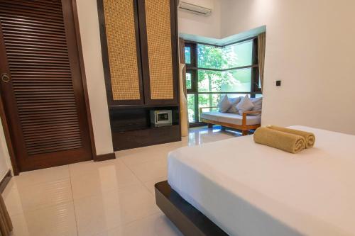 Deluxe Double Room with Shower image 4