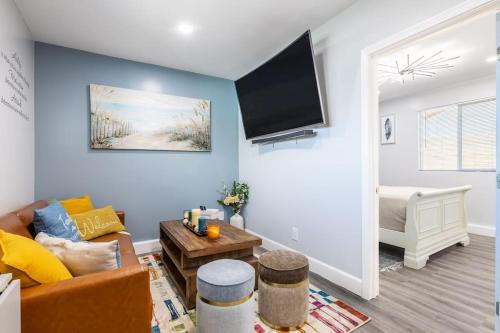 Luxe and Modern South Bay ADU in Carson, Vereinigte Staaten von Amerika