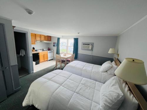 Harbor Landing Resort 3