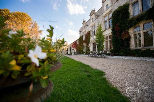 Chateau de Maumont