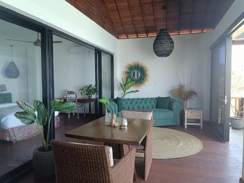 발리 Villa Tara Candidasa 호텔 수영장