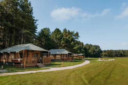 Glamping lodge with Eco-Wellness