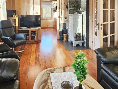 Зручності, person holiday home in Bygstad in Бігстад
