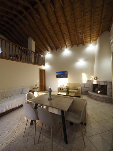 Sophia Diros Challet - Areopoli