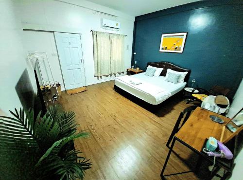 kanya house 3 bedroom for 6 paxs whole house, Hat Yai