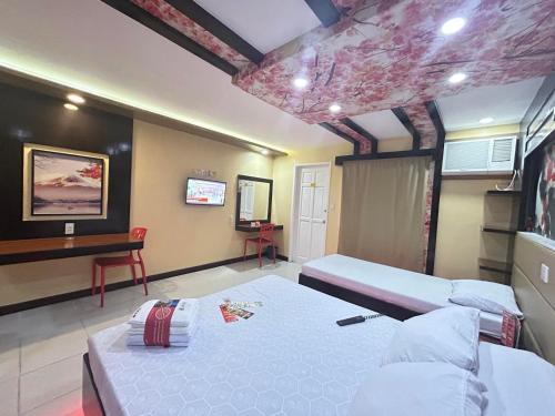 Hotel Sogo Sta Rosa - Tap to explore photos