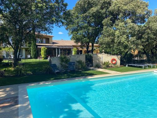 Logis La Bastide De Grignan Hotel & Restaurant La Chênaie