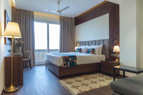 room detail thumbnail 0