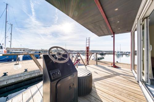 Cozy Floating house with sauna, Tallinn (photo 7)