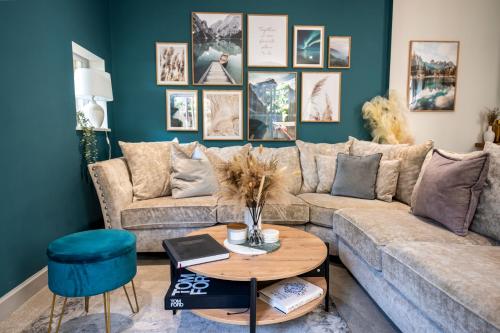 Picture of Spring Mount Huge Luxury Full Apartment- Harrogate Centre-Two Extremely Comfy Kingsize Bedrooms-Full