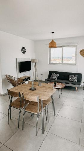 WAKE UP BY THE SEA BEACHFRONT FLATS - Protaras 5