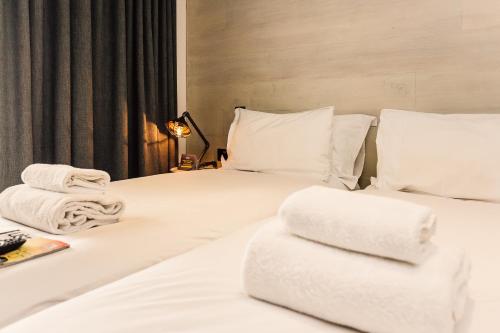 Stay Central Hotel - image 10