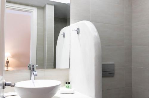 Sellada Beach Hotel - image 13