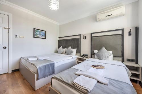 Classic Triple Room image 5