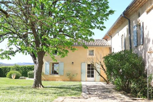 Gîte Les Tilleuls (Gite Les Tilleuls) in 洛特勒克