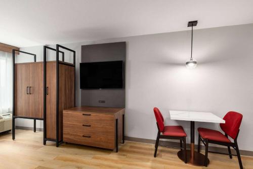 Hawthorn Extended Stay by Wyndham Knoxville in Knoxville, USA