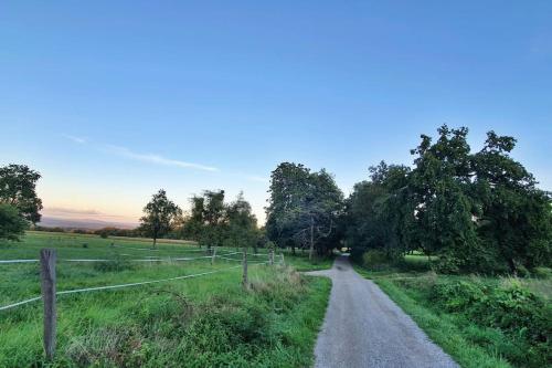 Modern House 3 rooms/Jacuzzi pool/quiet near Basel in 朗斯帕克勒巴