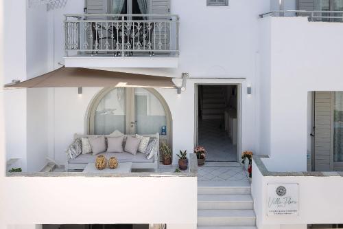 Hotel Villa Flora - Tap to explore photos