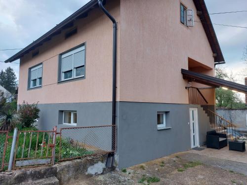 Apartman KATARINA Mrežnica (Apartman KATARINA Mreznica) in Galović Selo