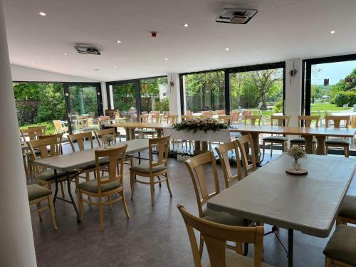 Bakony Panzio in ตอตวาโซนี