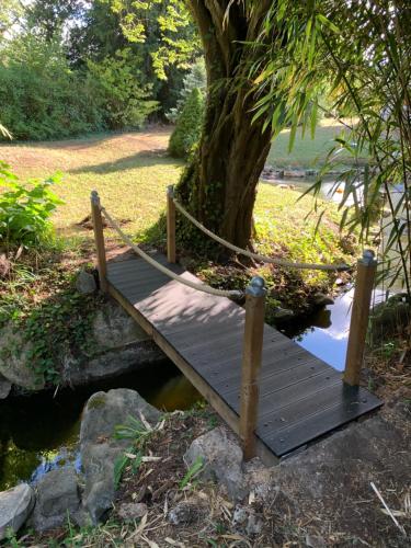 Kert, La petite maison de la gare in Nemours
