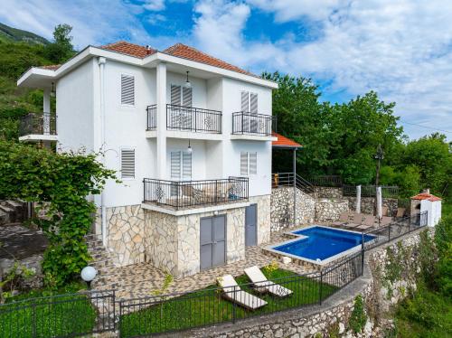 Villa Tranquila