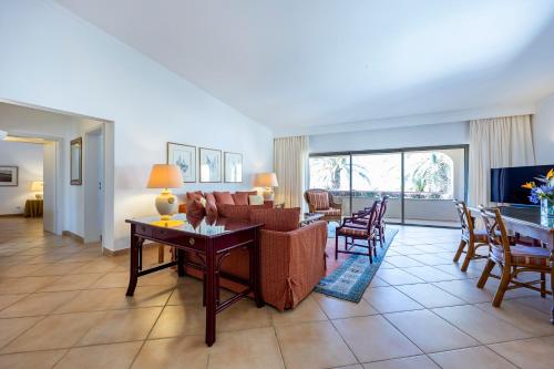 Two-Bedroom Apartment image 10