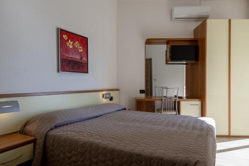 Hotel Continental - image 14
