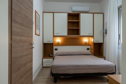 Hotel Continental - image 2