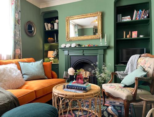 Cute Georgian Cottage, central, newly renovated, Bath