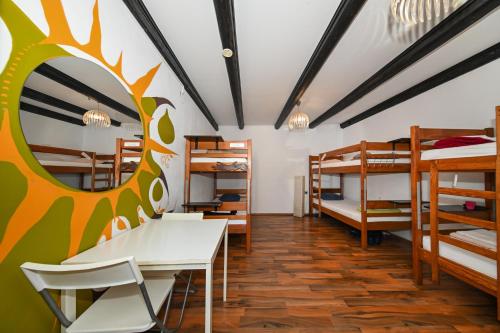 The Lazy Monkey Hostel & Apartments – Zadar, VA