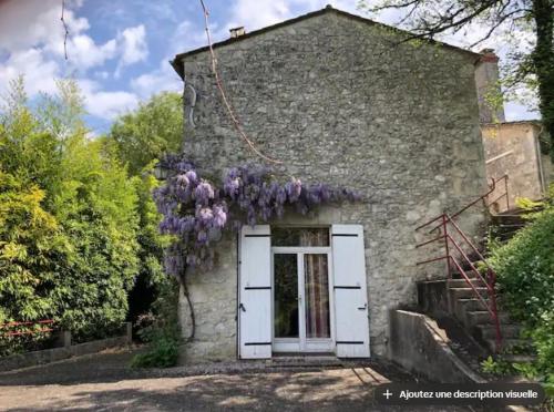 Maison de campagne avec piscine et vue panoramique - Location saisonnière - Bonneville-et-Saint-Avit-de-Fumadières