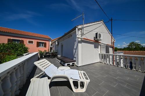 The Lazy Monkey Hostel & Apartments – Zadar, VA