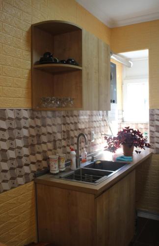 Guesthouse Levani in กอรี่