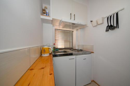 The Lazy Monkey Hostel & Apartments – Zadar, VA