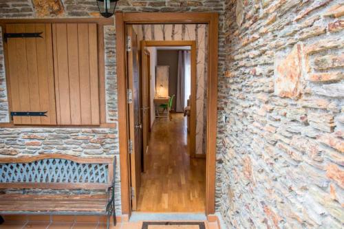 Apartamento a 15 minutos de Baqueira con parking y terraza in Es Bòrdes