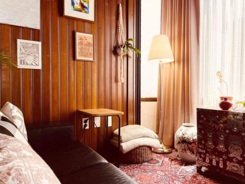 3Rooms with beam projector & arcade game machine, Seoul