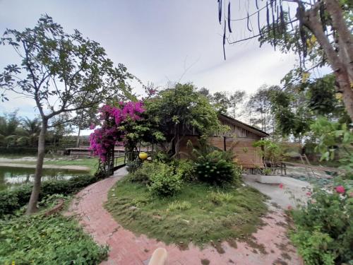 TINA LAKESIDE AO ĐÔI Homestay Phước Hải