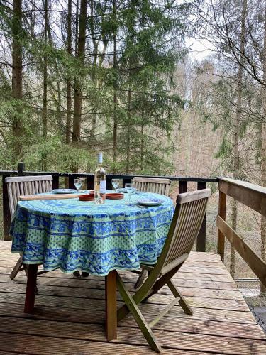 المرافق, Retour aux Sources in Hastiere Lavaux