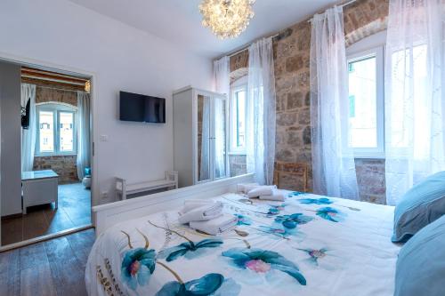 Marasovic Residence & Deluxe Apartments 4