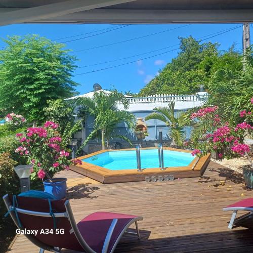 Villa de 2 chambres avec vue sur la mer piscine privee et jacuzzi a Bouillante - Location, gîte - Bouillante