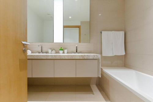 Stylish and Cozy l Park View l Next to Mall, Dubaj (zdjęcie 5)