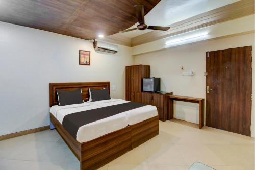 Collection O Hotel Jayratna