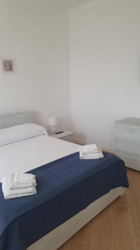 Two-Bedroom Apartment image 5