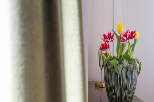 Nine Athens Hotel - صورة 4
